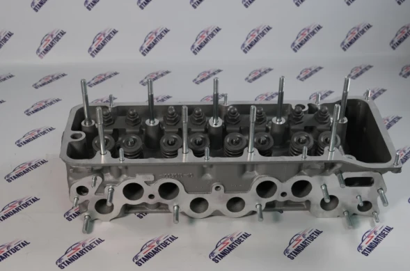 Головка блока 21011 в сборе "STANDARTDETAL"