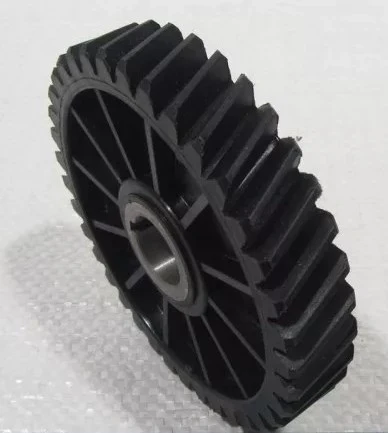 Шестерня уровн.вала Ока (пластм.)